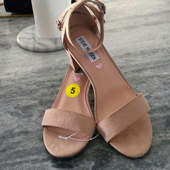 Steve Madden Shoes - Steve madden heels NEW